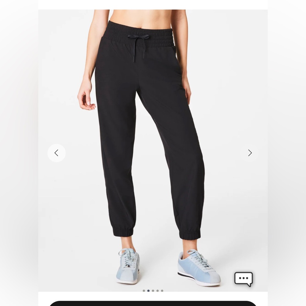 NWT SPANX Women's Black On The Move Jogger Pants size Medium